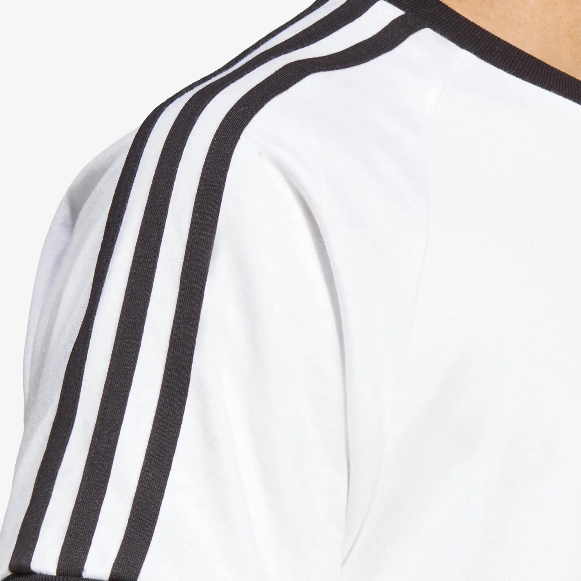 ADIDAS ORIGINALS | ADICOLOR CLASSICS 3-STRIPES TEE { WHITE/BLACK