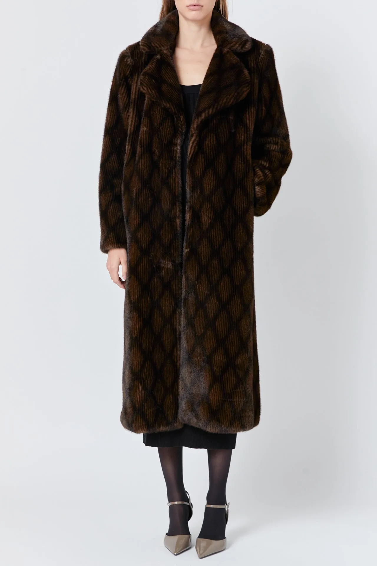 Endless Rose - Patterned Fur Coat