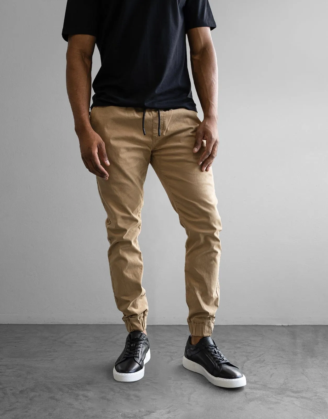 Fade Essential Cuffed Jogger Stone