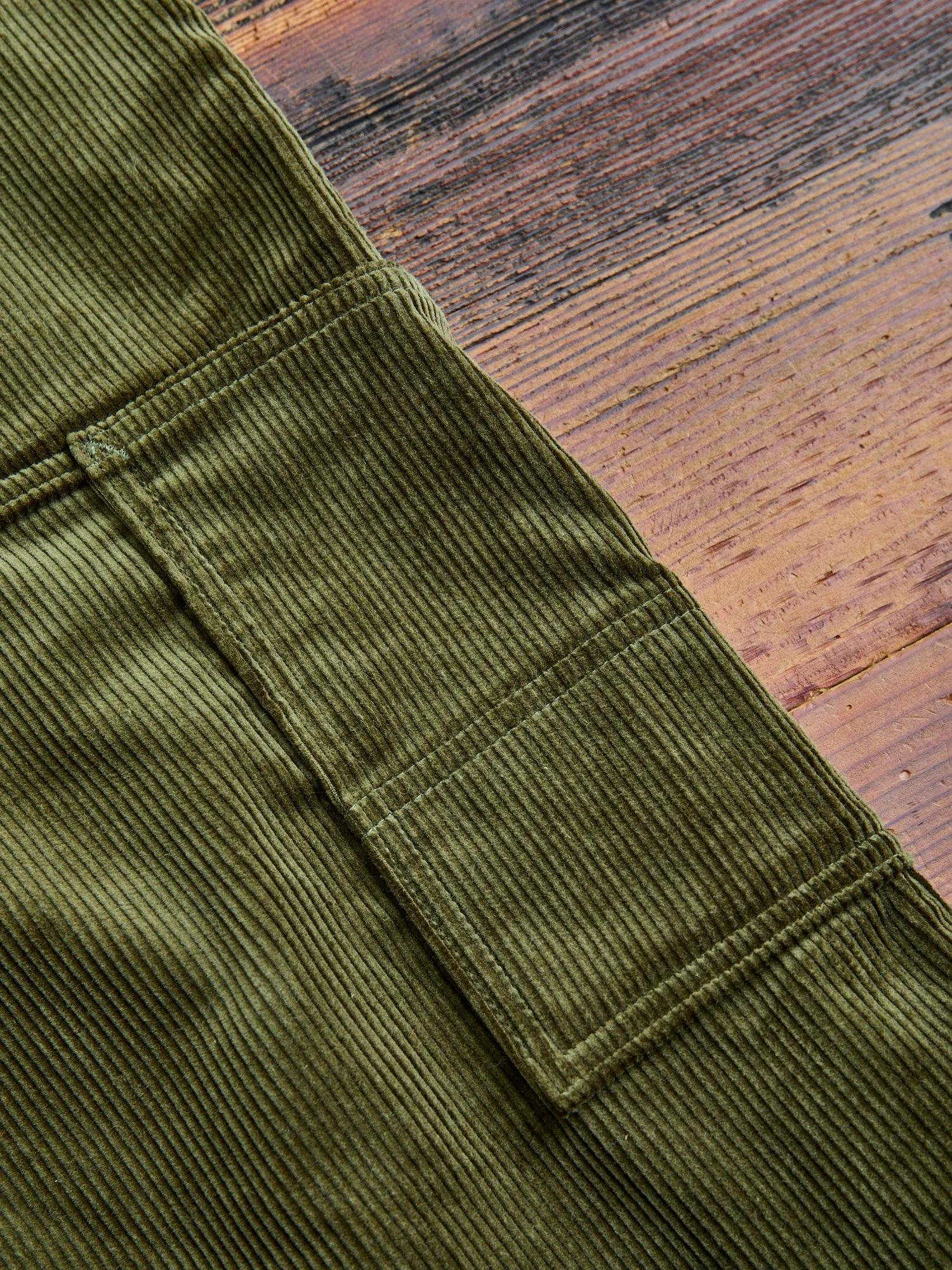 Fall Leaf Gardener Pants in Olive 9W Corduroy