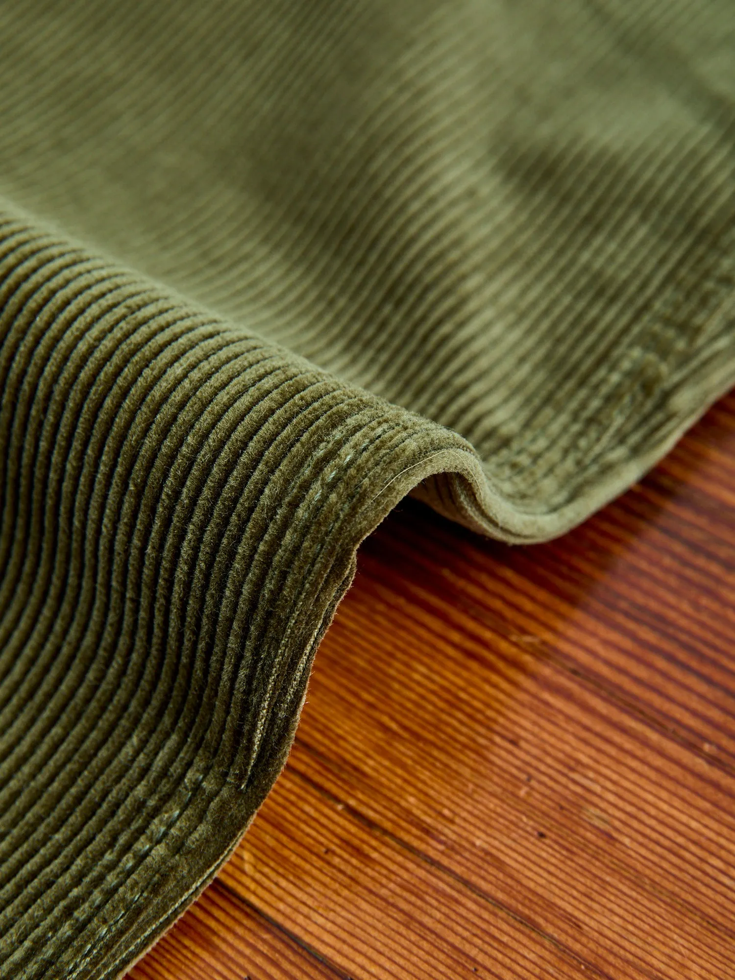 Fall Leaf Gardener Pants in Olive 9W Corduroy