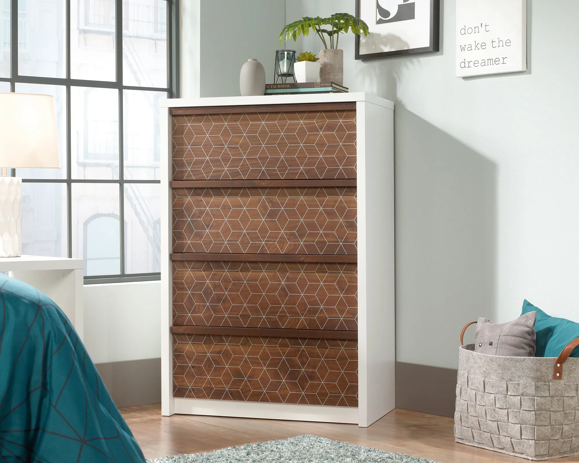 Harvey Park 4-Drawer Chest Sw