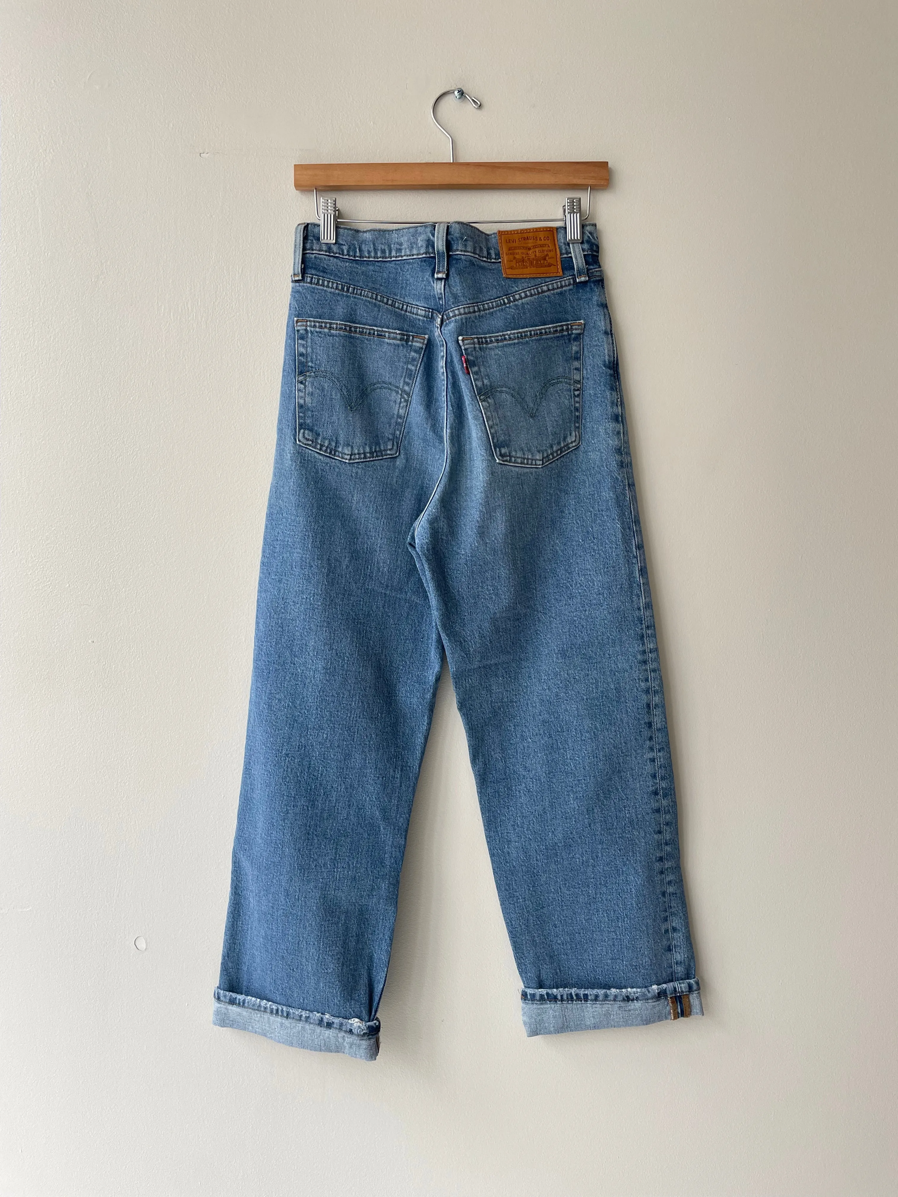 Levi's Ribcage Straight Jeans