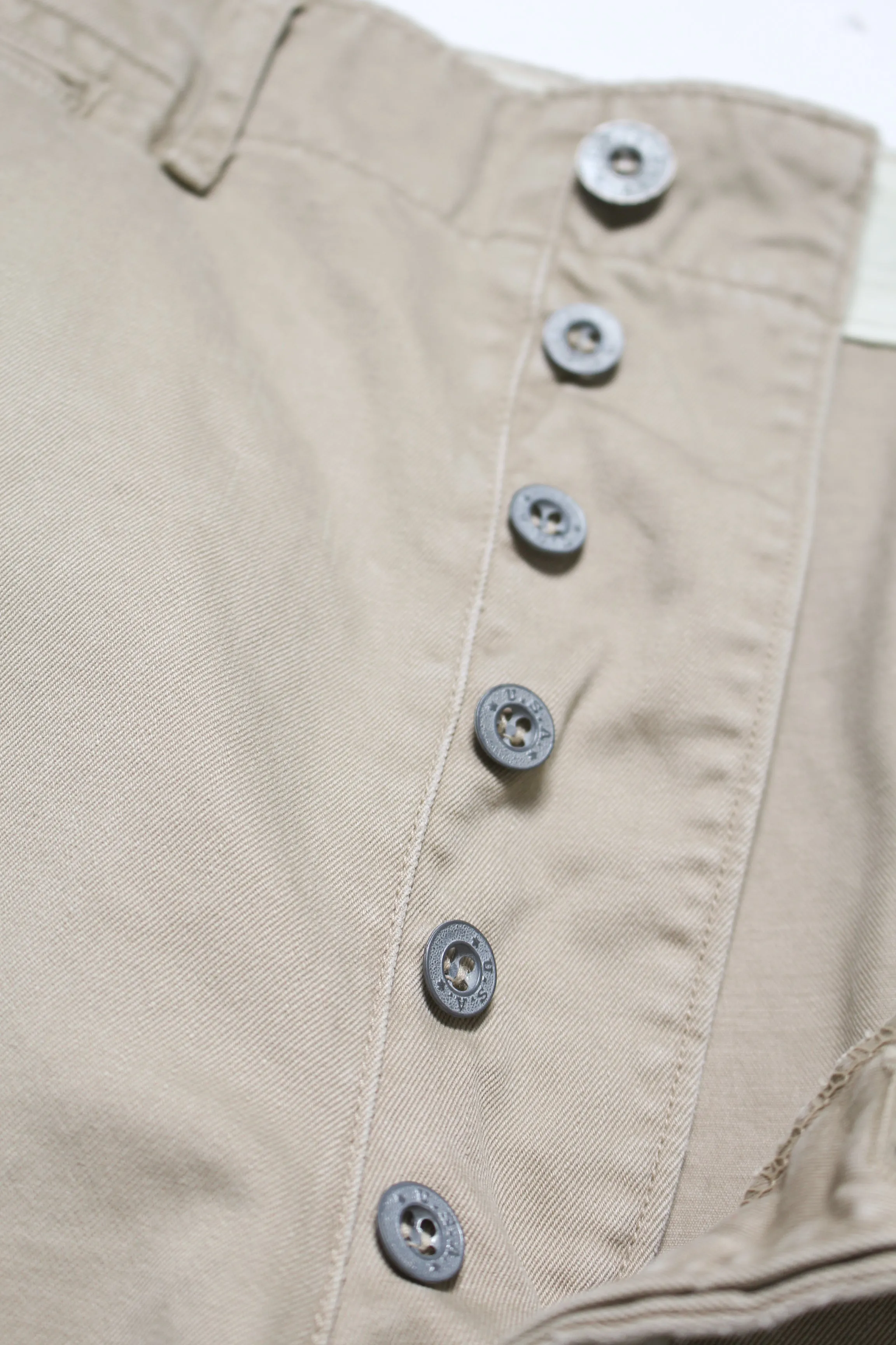 M41 CHINO TROUSERS (Metal button)