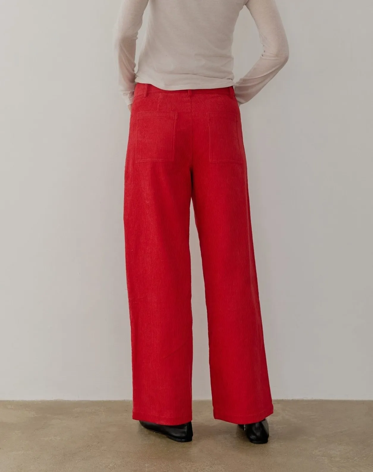 Nadya Pants in Red