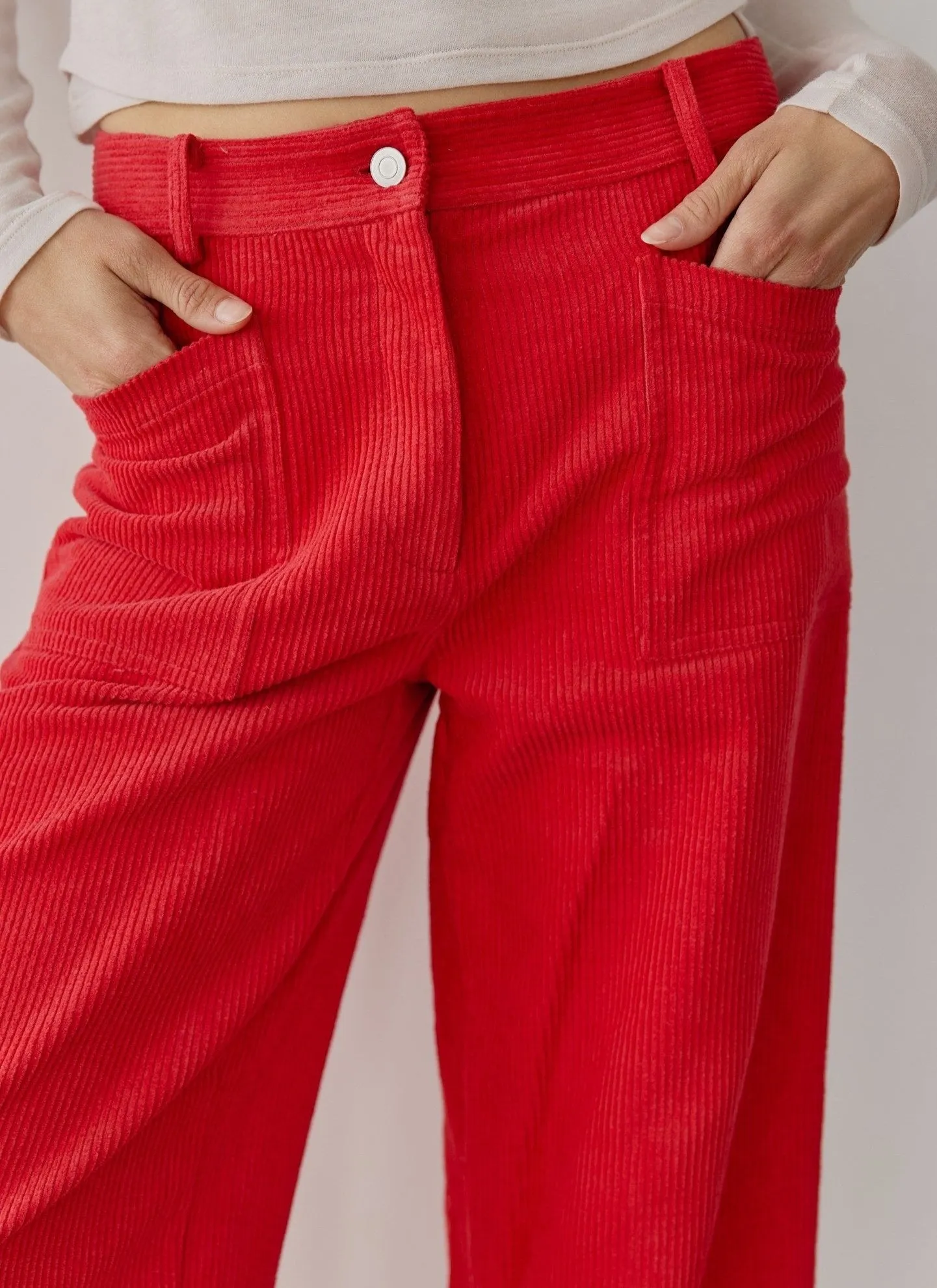 Nadya Pants in Red