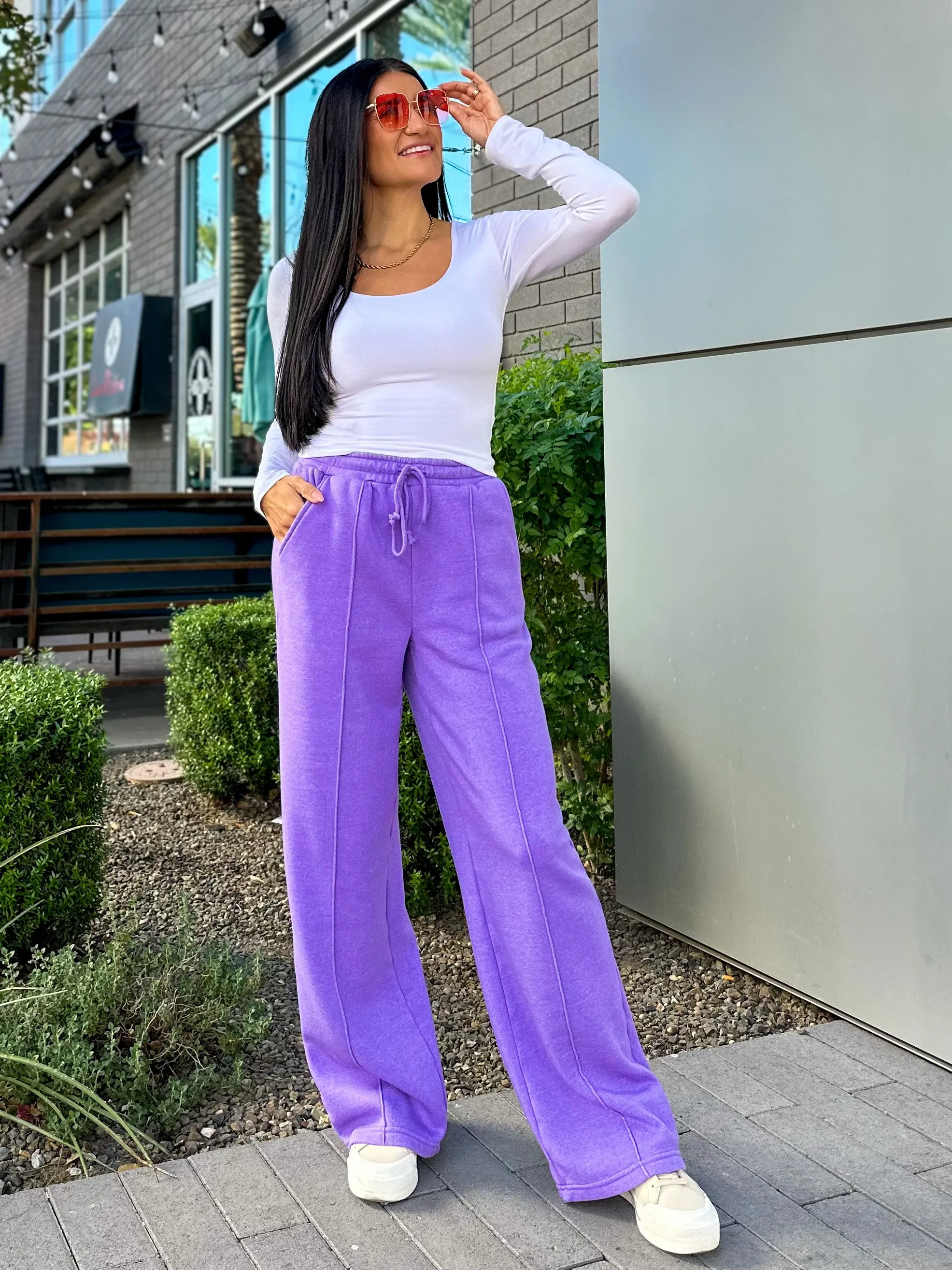 Relaxed Wide Leg Sweatpants - Lavender