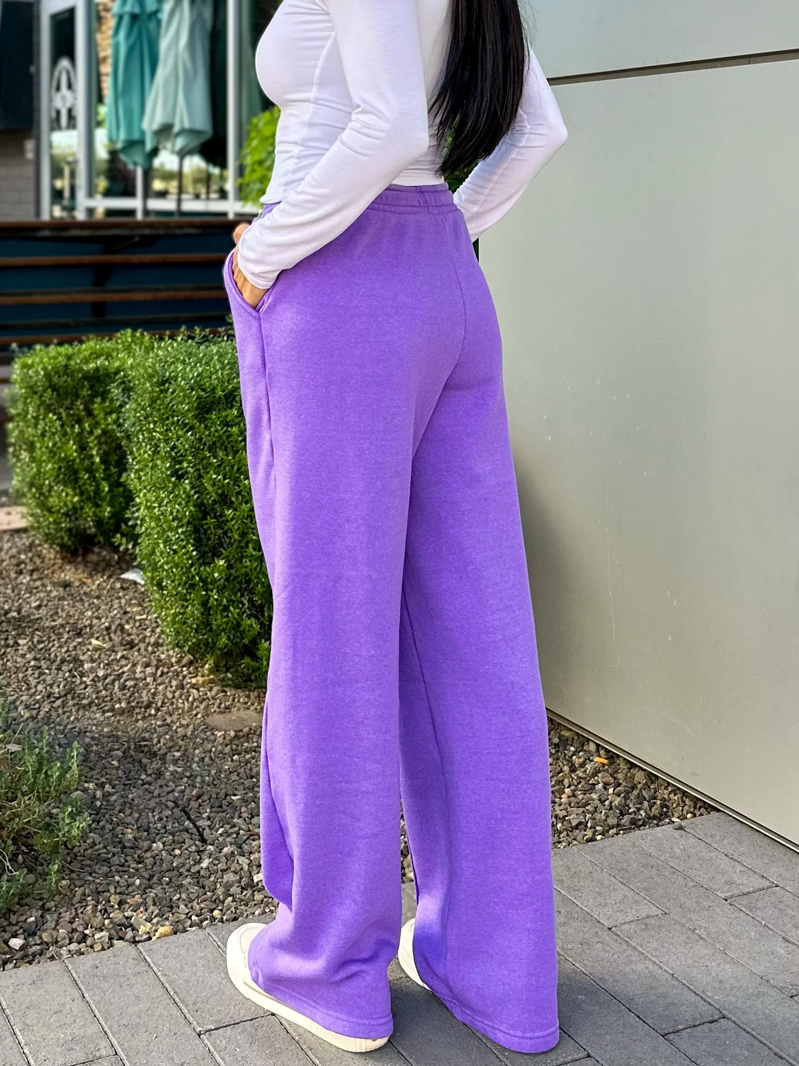 Relaxed Wide Leg Sweatpants - Lavender