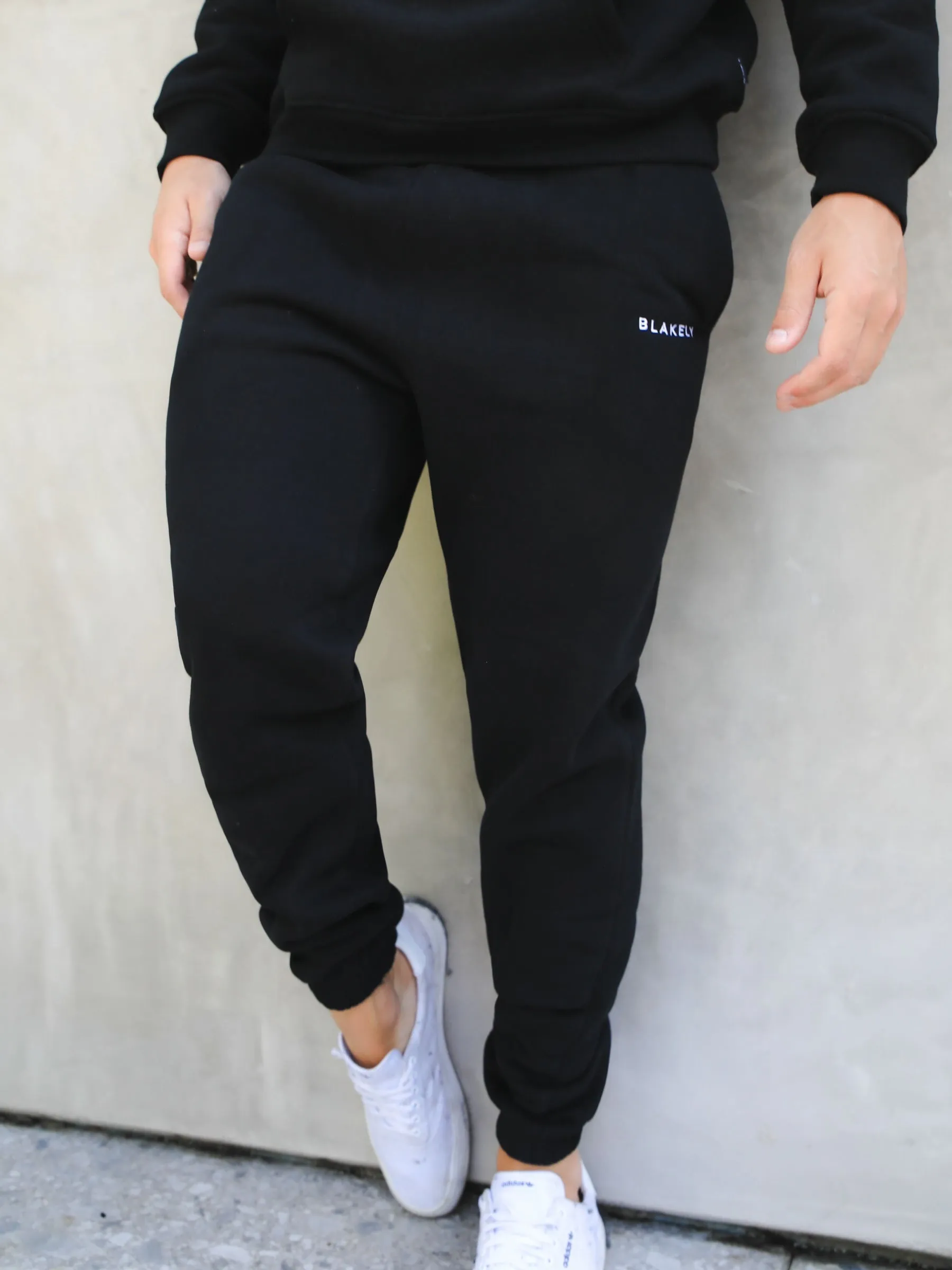 Series Relaxed Sweatpants - Black