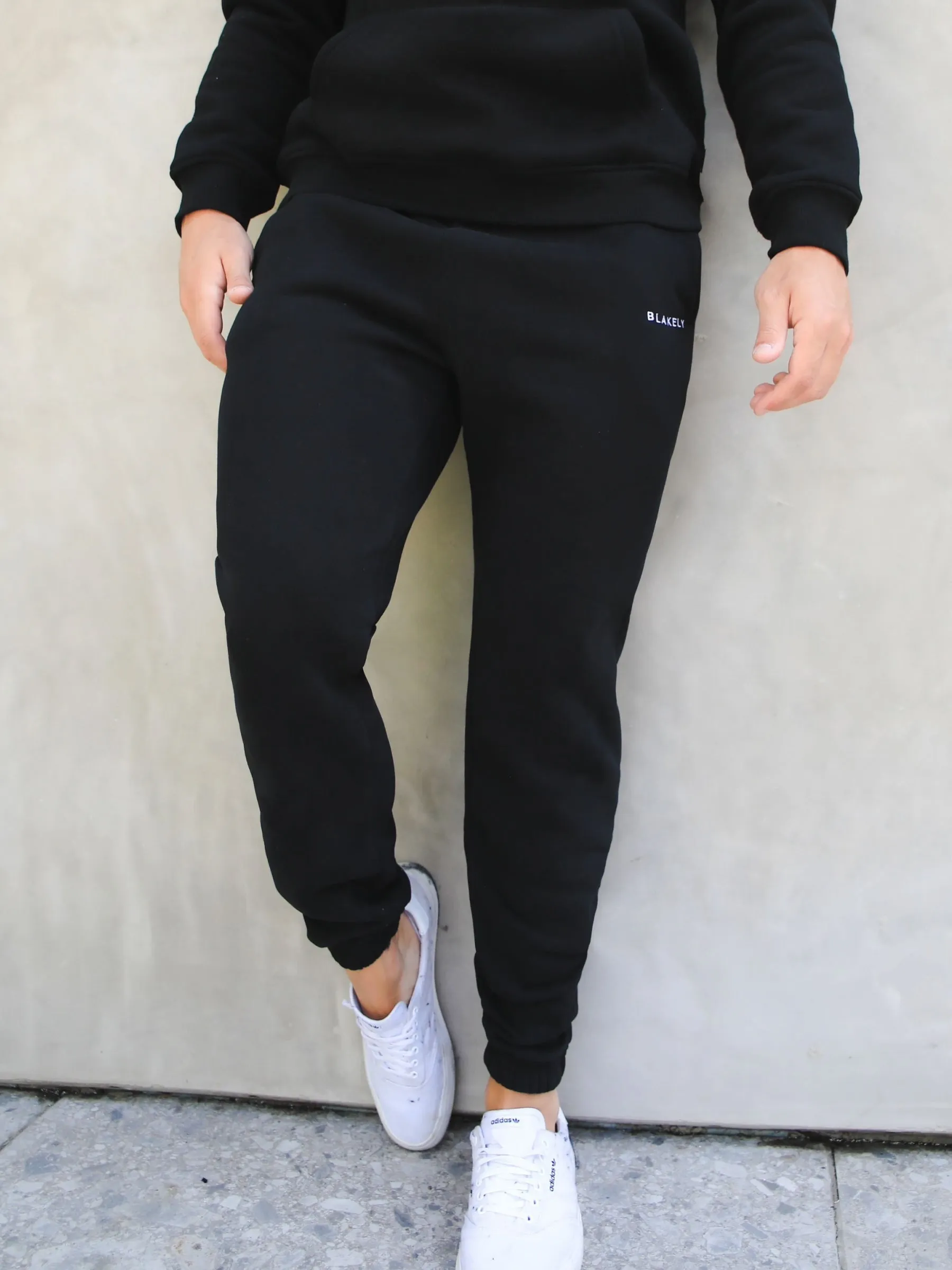 Series Relaxed Sweatpants - Black