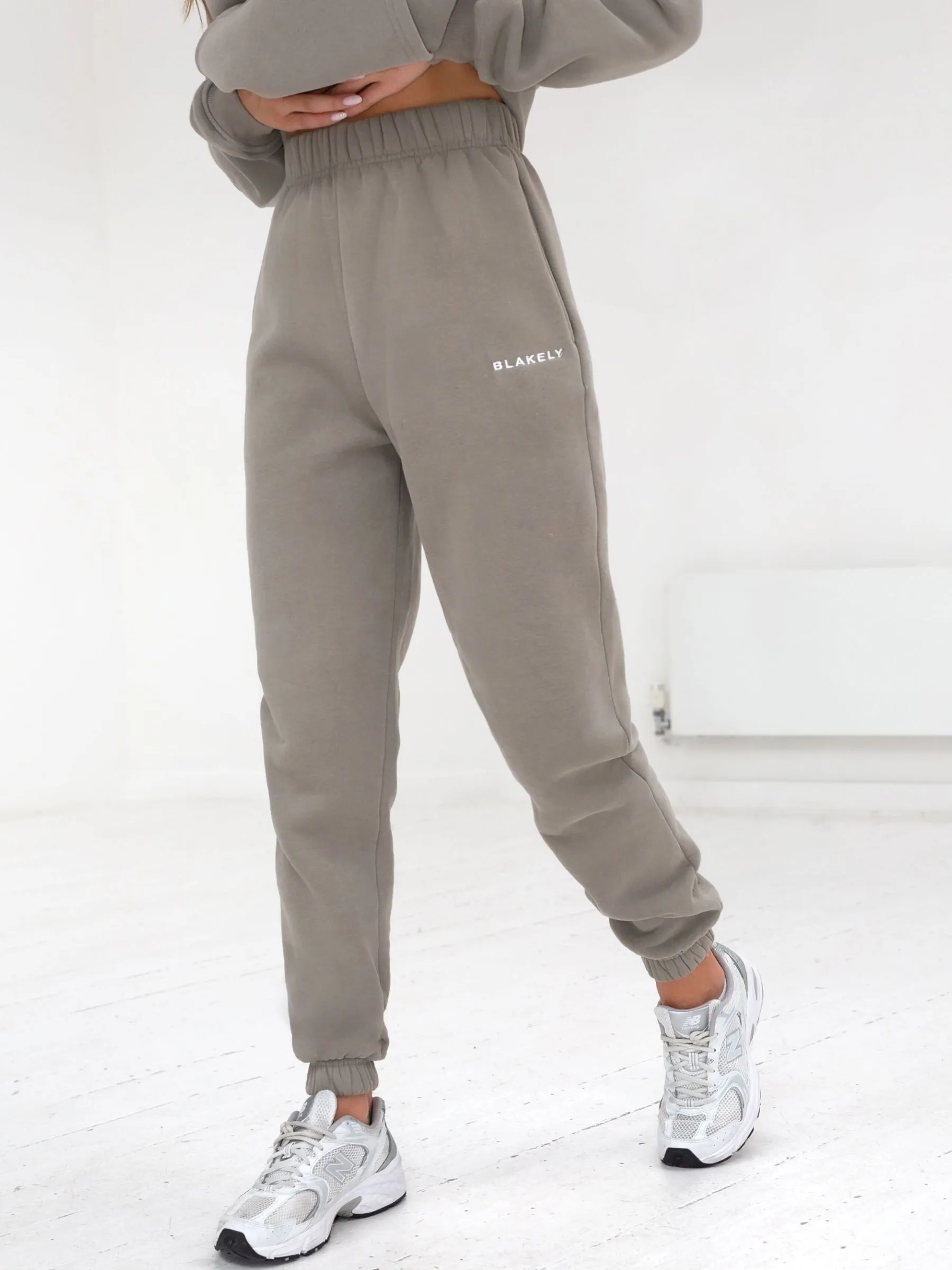 Series Sweatpants - Stone Grey