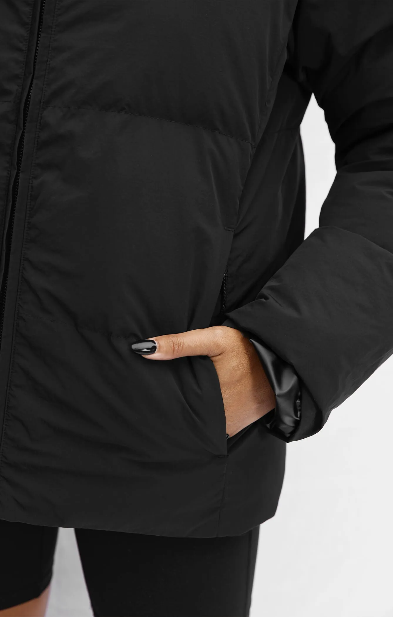 THE VEGAN PUFF™ REVERSIBLE JACKET - PATENT/BLACK